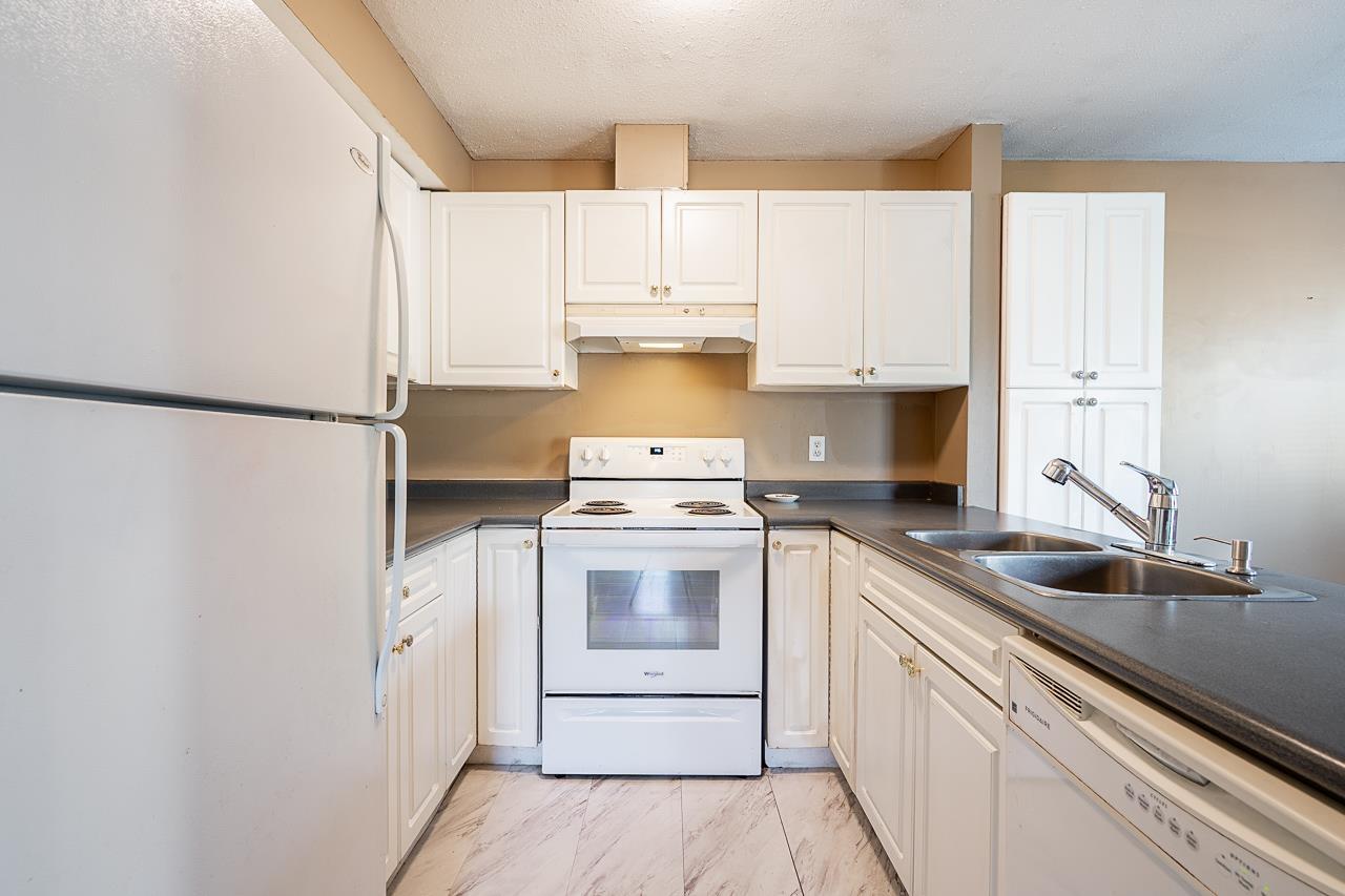 13127 Balloch Drive, Surrey, British Columbia  V3V 6Y2 - Photo 13 - R3062731