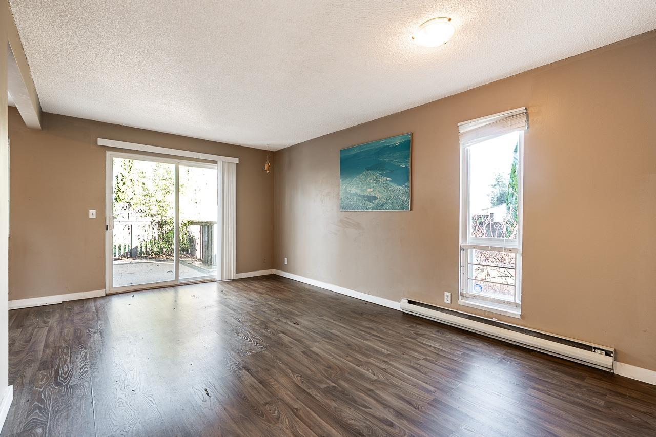 13127 Balloch Drive, Surrey, British Columbia  V3V 6Y2 - Photo 6 - R3062731