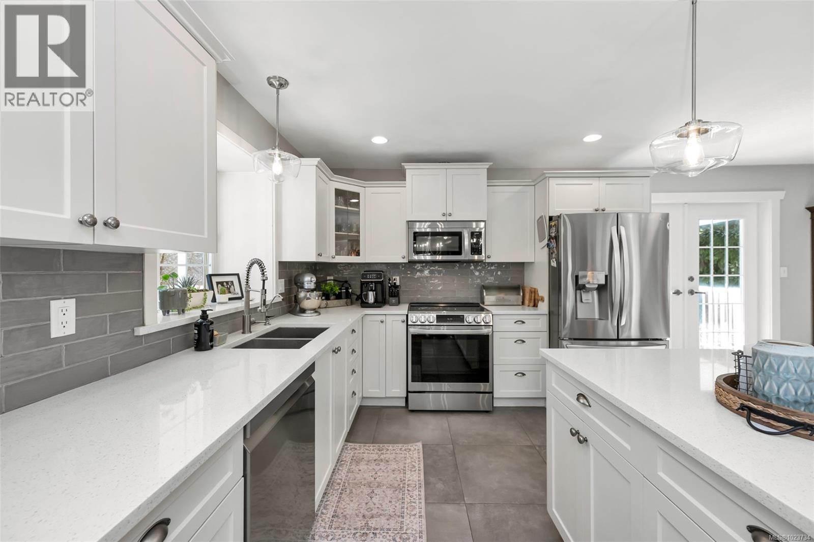 3822 Gibbins Rd, Duncan, British Columbia  V9L 6E8 - Photo 15 - 1023734