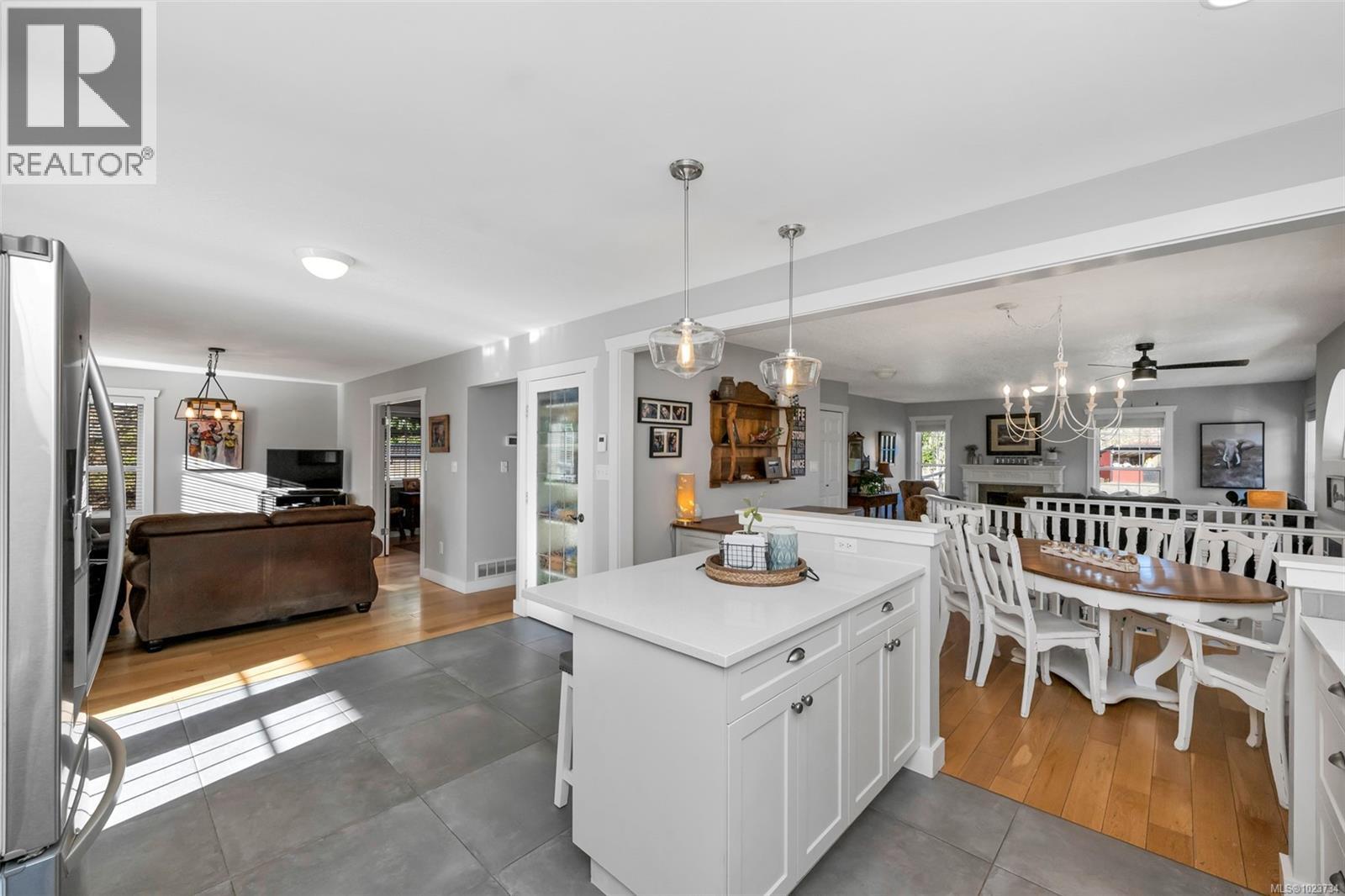 3822 Gibbins Rd, Duncan, British Columbia  V9L 6E8 - Photo 16 - 1023734