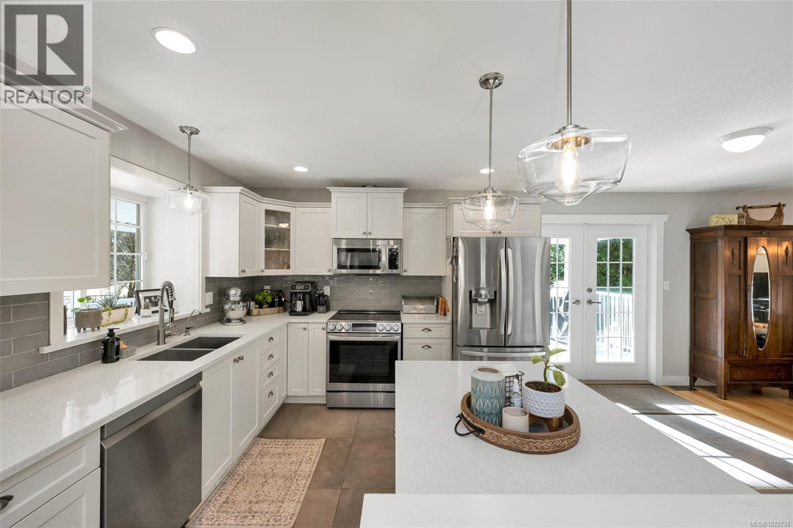 3822 Gibbins Rd, Duncan, British Columbia  V9L 6E8 - Photo 20 - 1023734