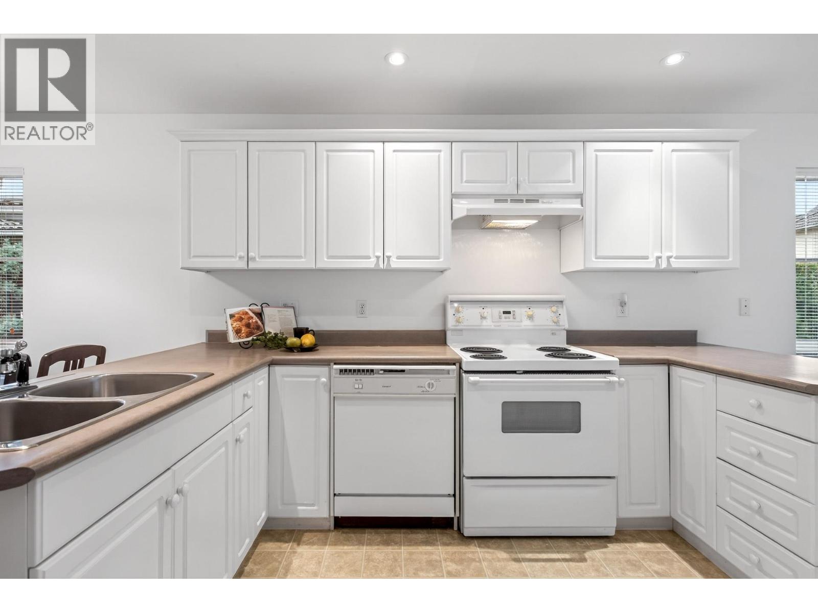 71 758 Riverside Drive, Port Coquitlam, British Columbia  V3B 7V8 - Photo 10 - R3079757