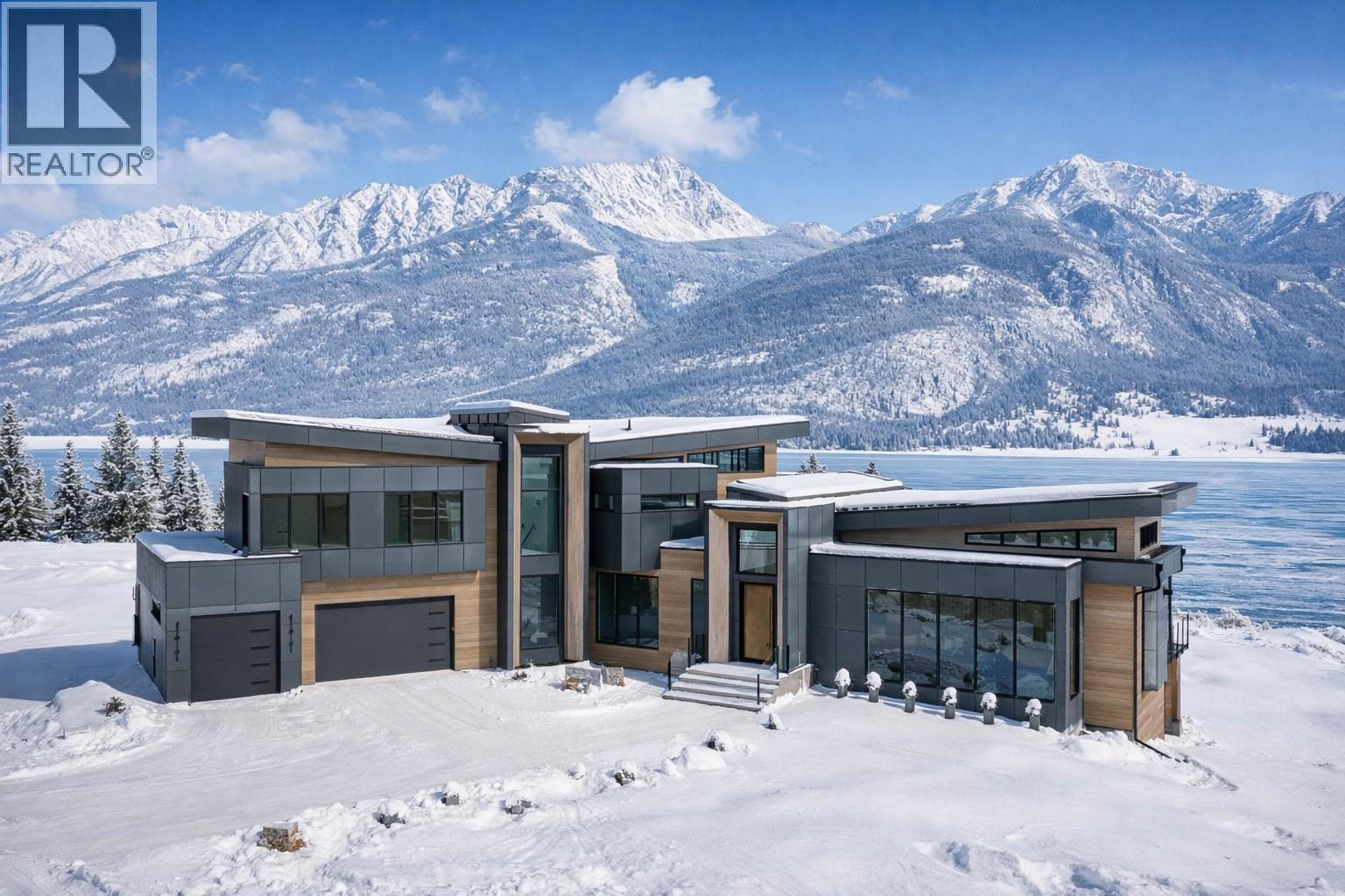 6200 Columbia Lake Road Unit# 4, Columbia Lake, British Columbia  V0B 1L2 - Photo 1 - 10347803