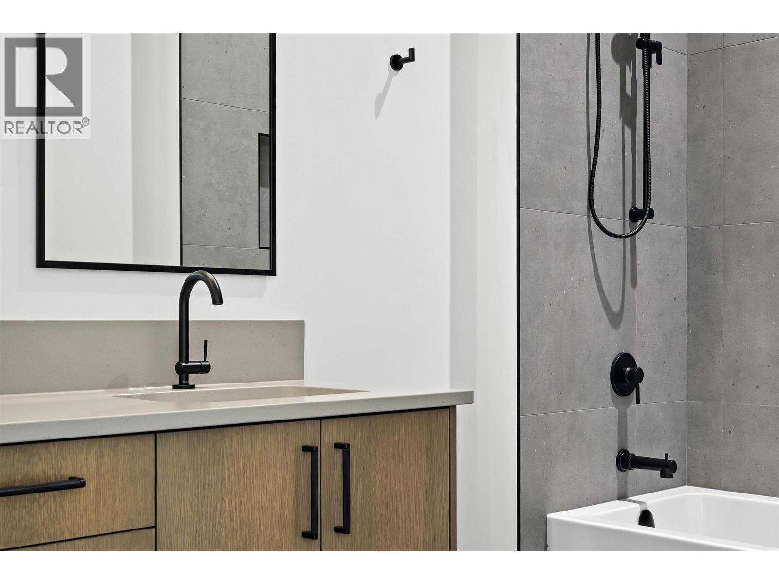 6200 Columbia Lake Road Unit# 4, Columbia Lake, British Columbia  V0B 1L2 - Photo 50 - 10347803