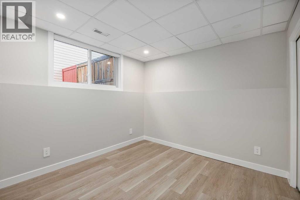 57 Luxstone Crescent Sw, Airdrie, Alberta  T4B 2W7 - Photo 33 - A2281014