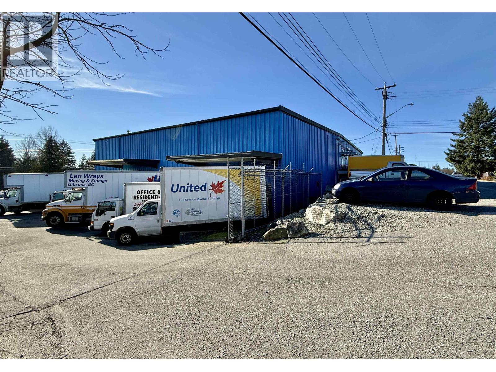 1058 Gibsons Way, Gibsons, British Columbia  V0N 1V7 - Photo 6 - C8074616