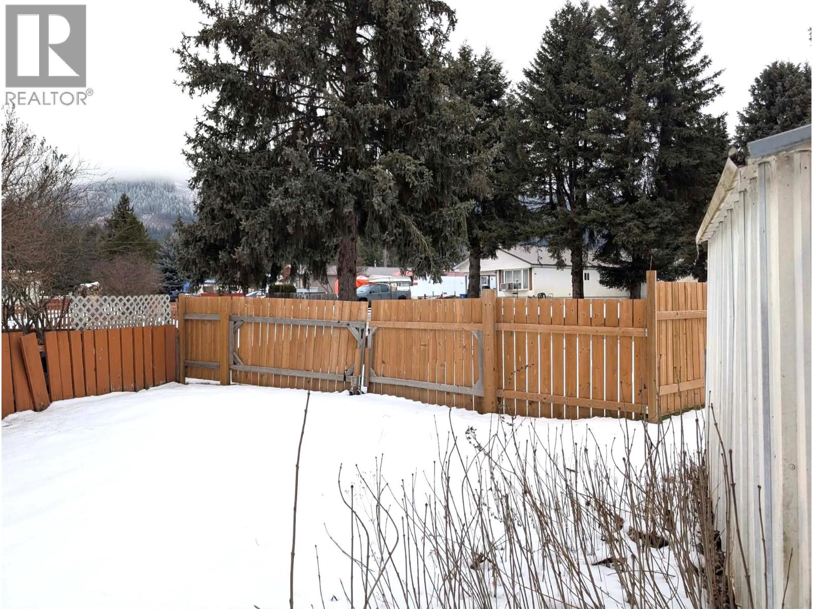 446 Mabel Lake Road Unit# E9, Lumby, British Columbia  V0E 2G5 - Photo 26 - 10373150