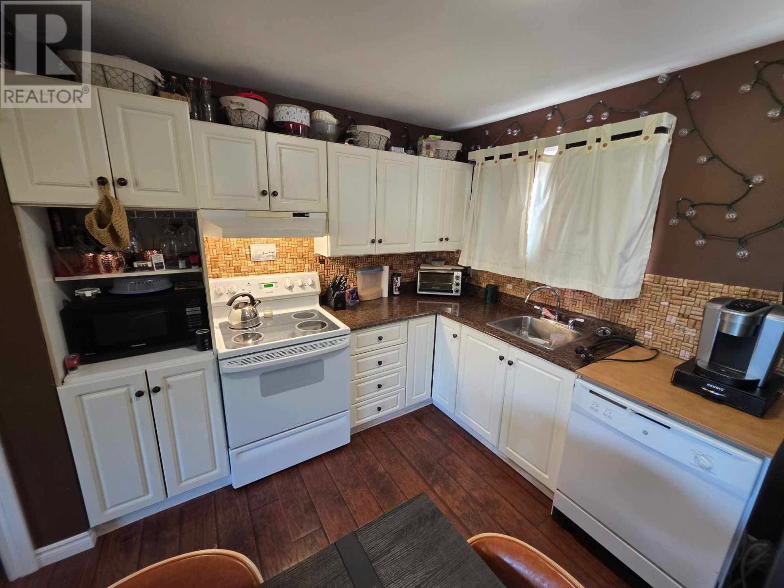 1 Main Road, North Harbour, Newfoundland & Labrador  A0B 1M0 - Photo 2 - 1293948