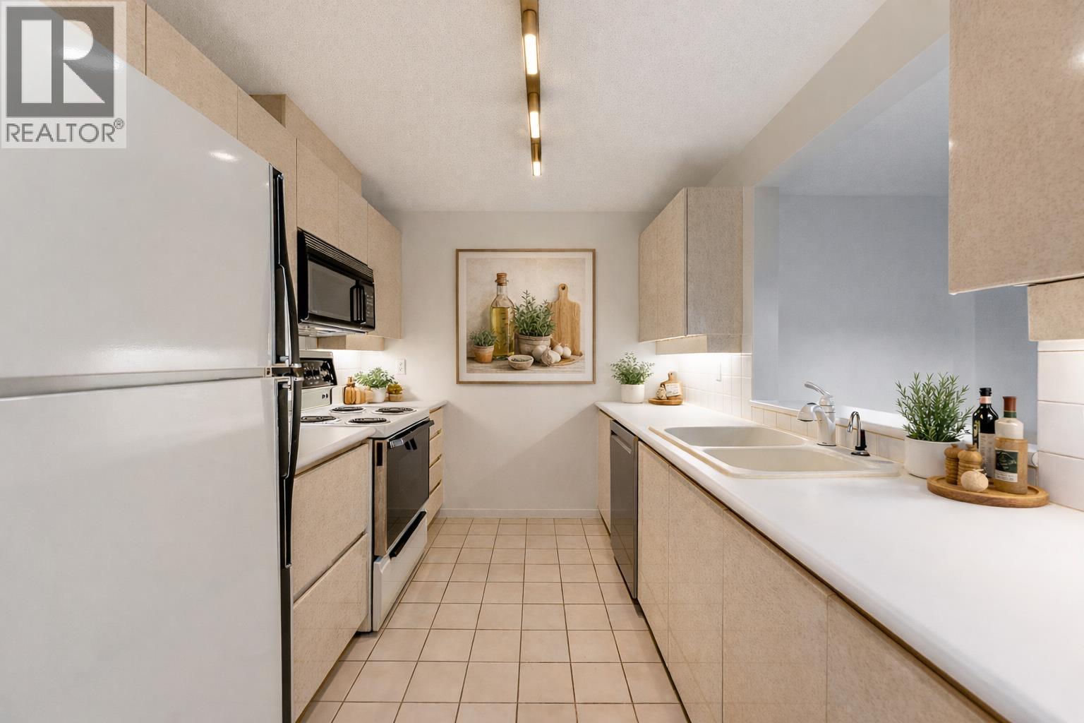 404 2288 Pine Street, Vancouver, British Columbia  V6J 5G4 - Photo 4 - R3081753