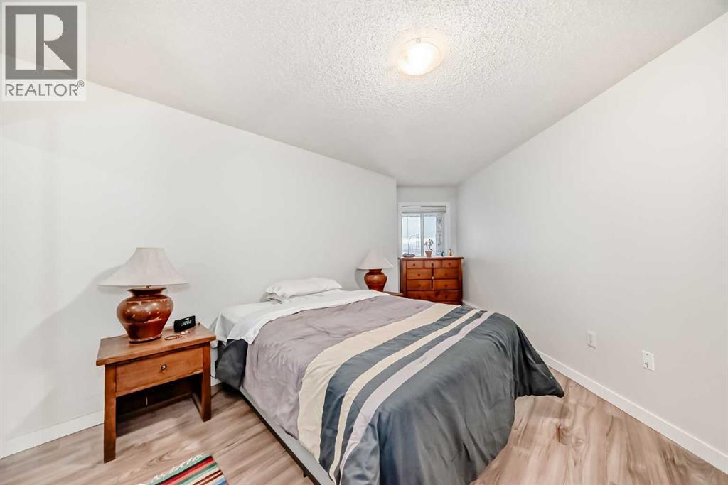 409, 10 Dover Point Se, Calgary, Alberta  T2B 3K2 - Photo 26 - A2269953