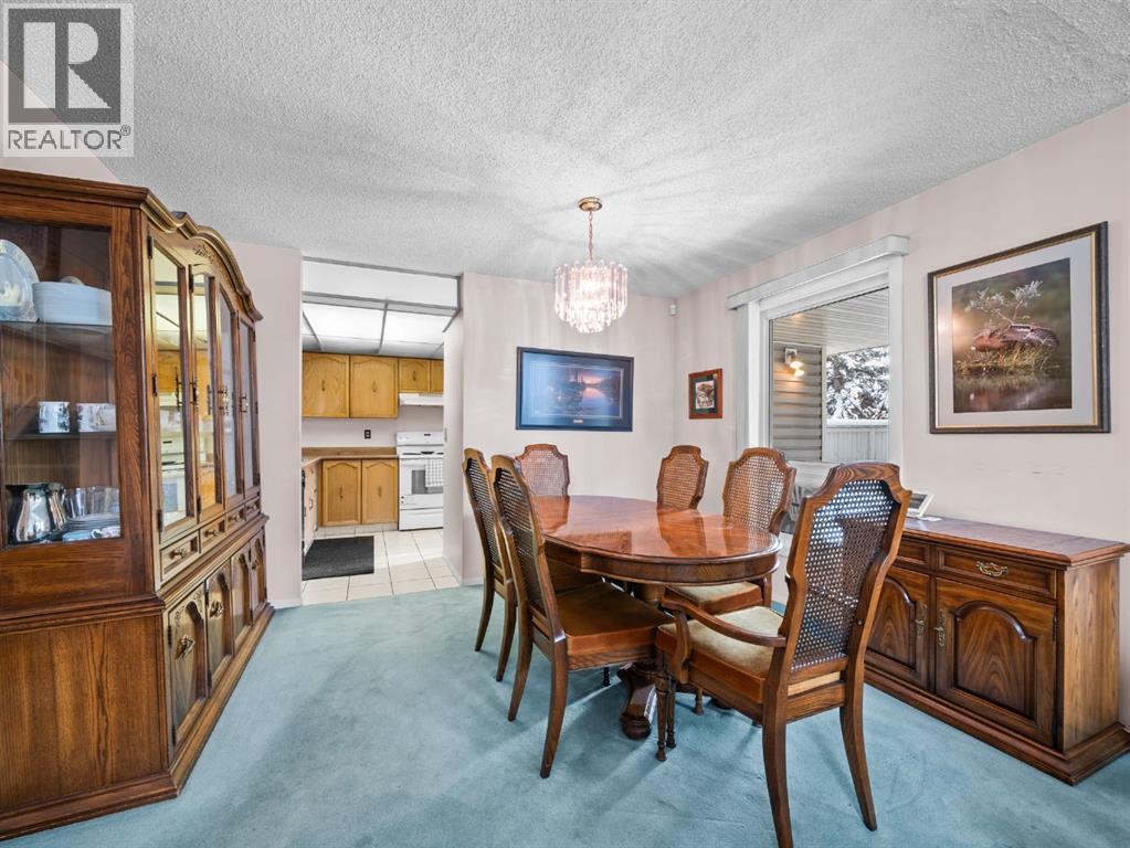 29 Millrise Lane Sw, Calgary, Alberta  T2Y 2C3 - Photo 5 - A2272961