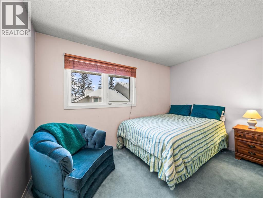 29 Millrise Lane Sw, Calgary, Alberta  T2Y 2C3 - Photo 12 - A2272961