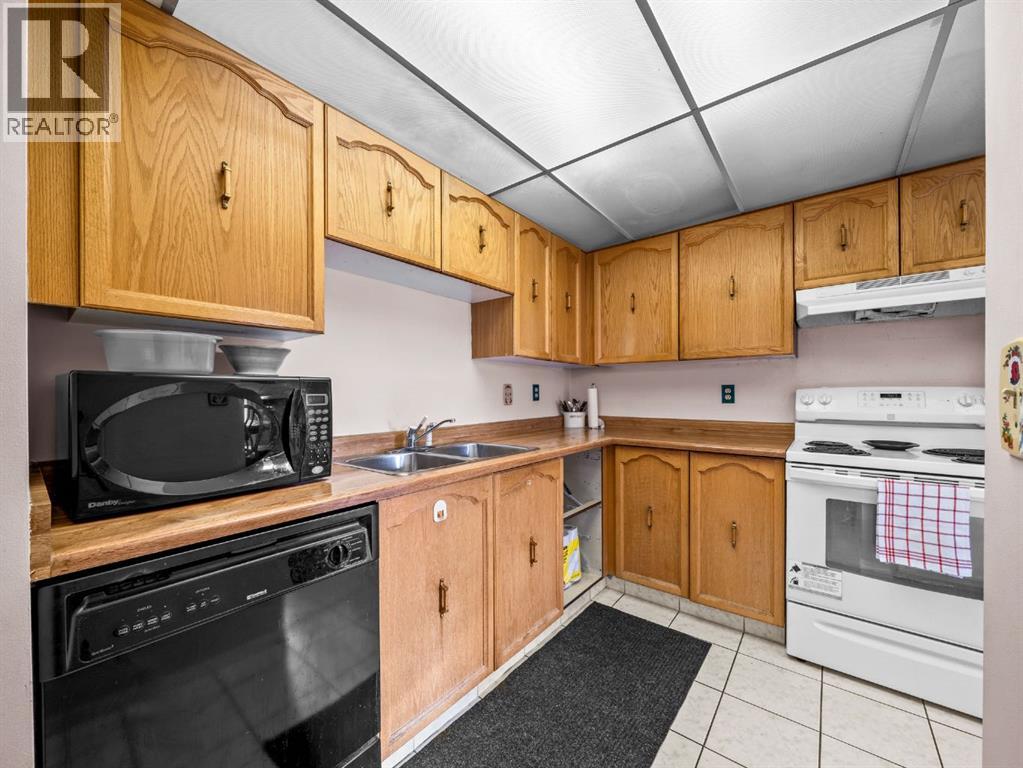 29 Millrise Lane Sw, Calgary, Alberta  T2Y 2C3 - Photo 6 - A2272961