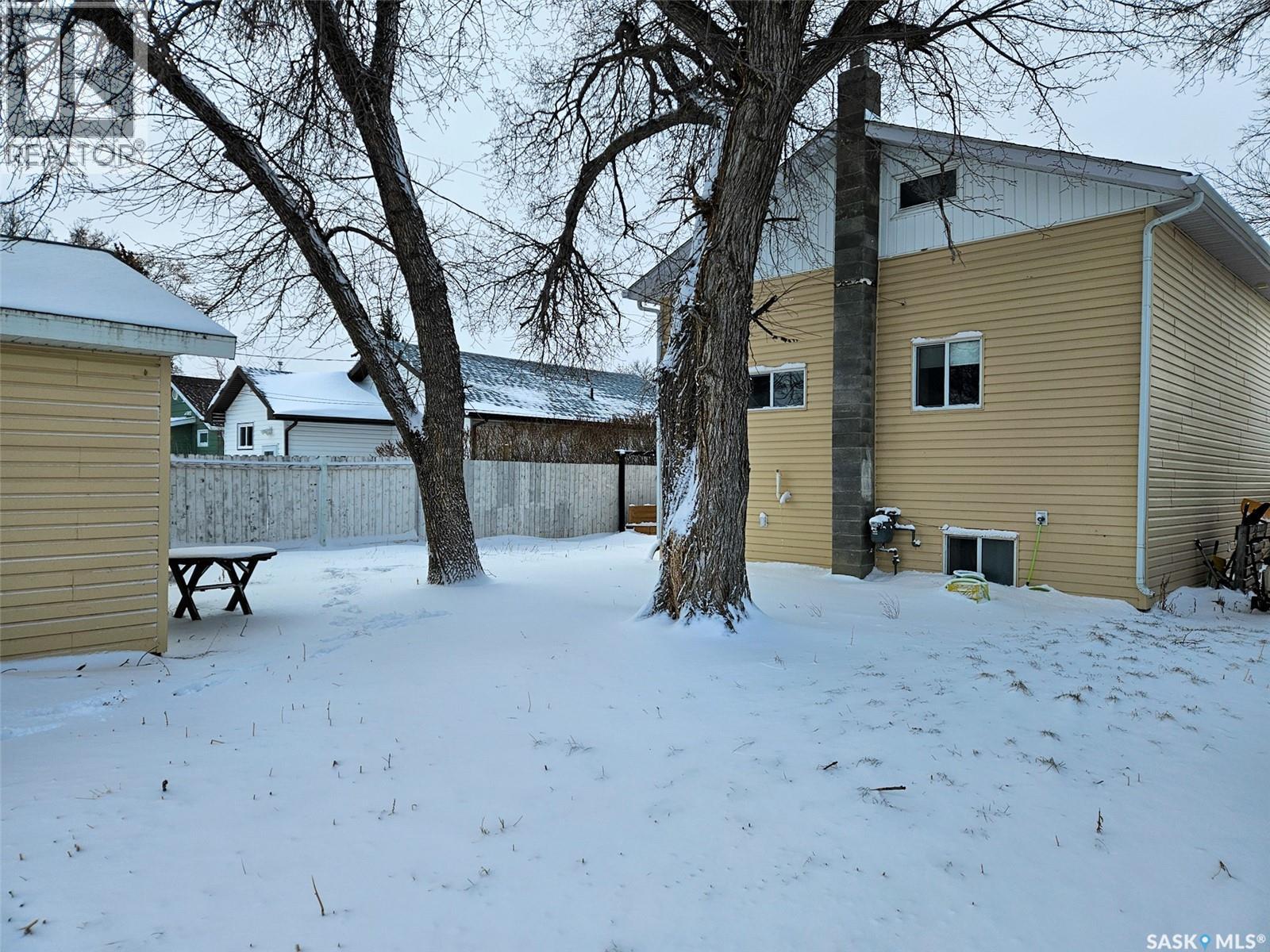 251 5th Avenue Se, Swift Current, Saskatchewan  S9H 3M9 - Photo 15 - SK027253