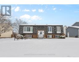 33 OWLSHEAD ROAD, Ottawa, Ontario