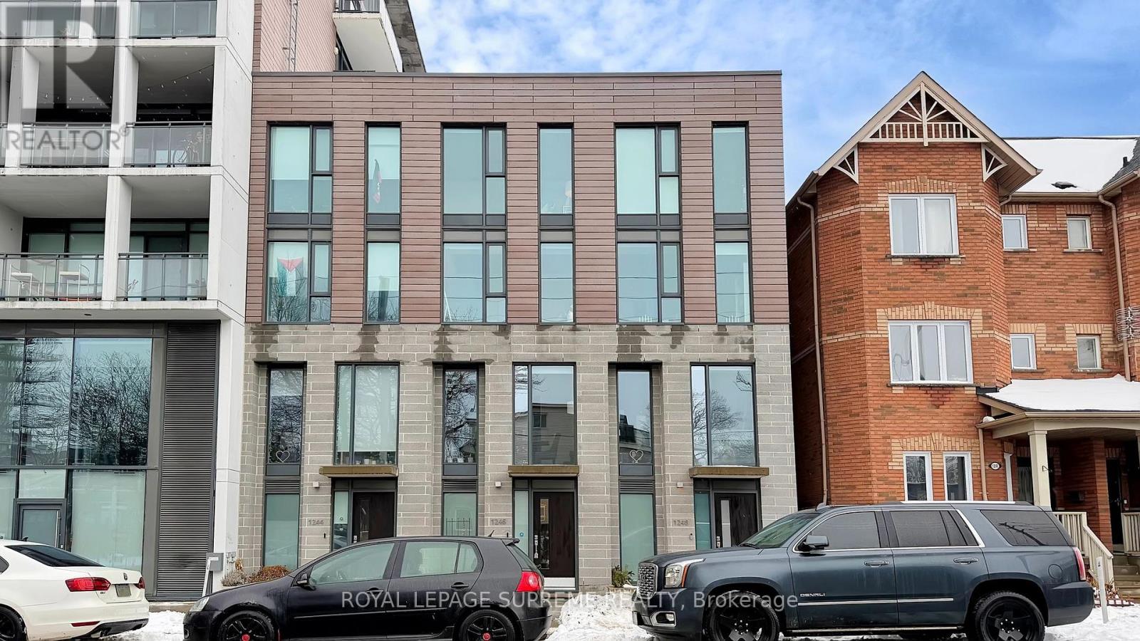 1246 Dundas Street E, Toronto, Ontario  M4M 1S3 - Photo 2 - E12708552