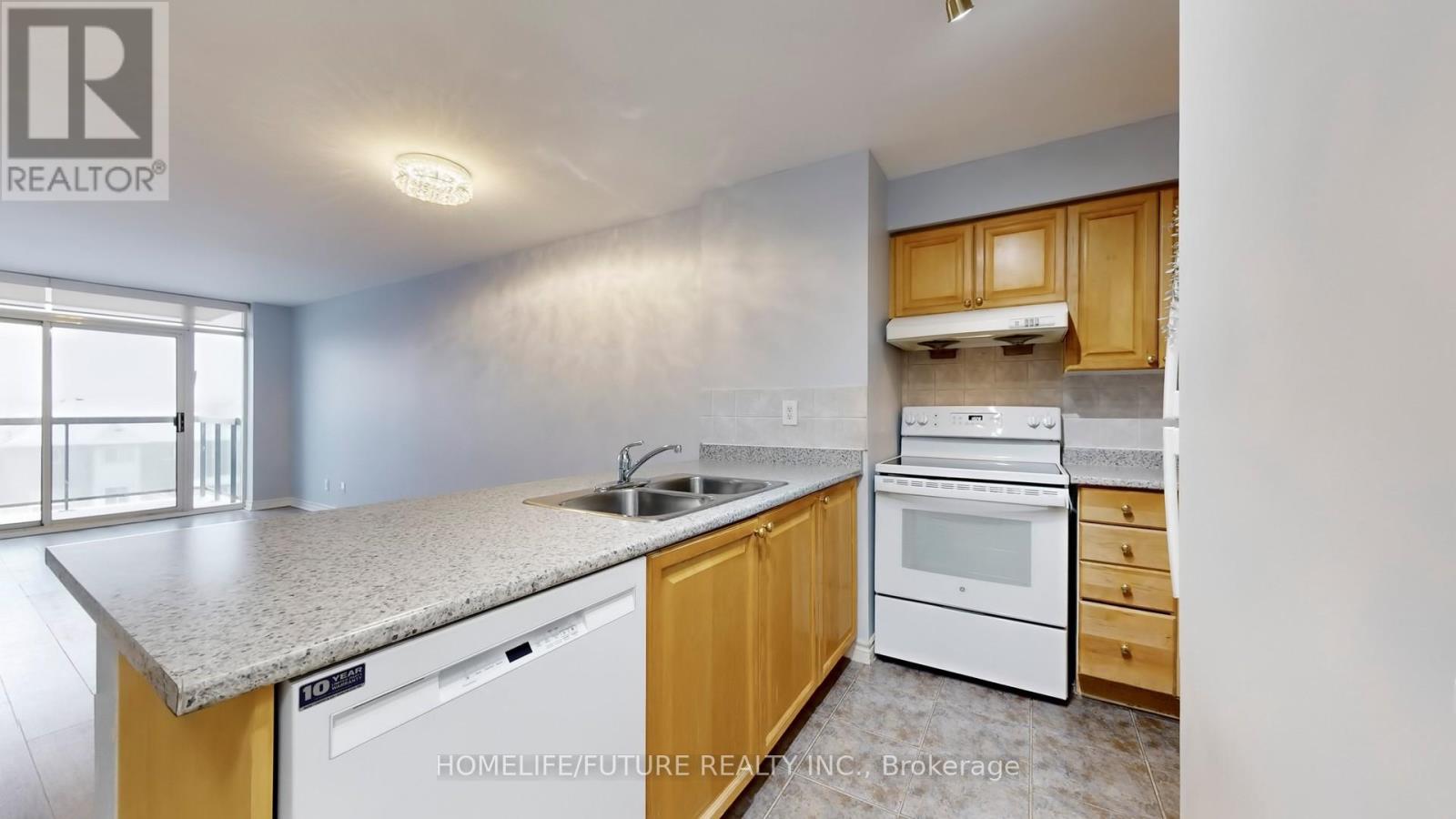 312 - 8 Mondeo Drive, Toronto, Ontario  M1P 5C7 - Photo 16 - E12710100