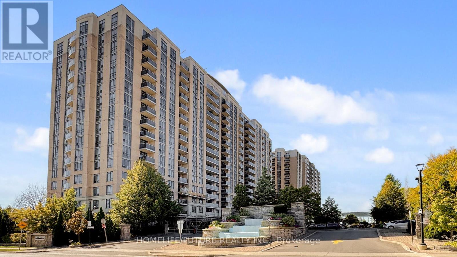 312 - 8 MONDEO DRIVE, Toronto, Ontario