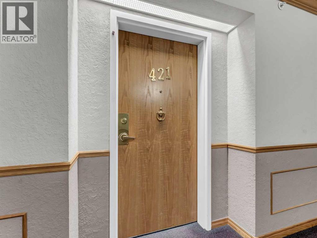 421, 1535 Southview Drive Se, Medicine Hat, Alberta  T1B 4H8 - Photo 2 - A2277918