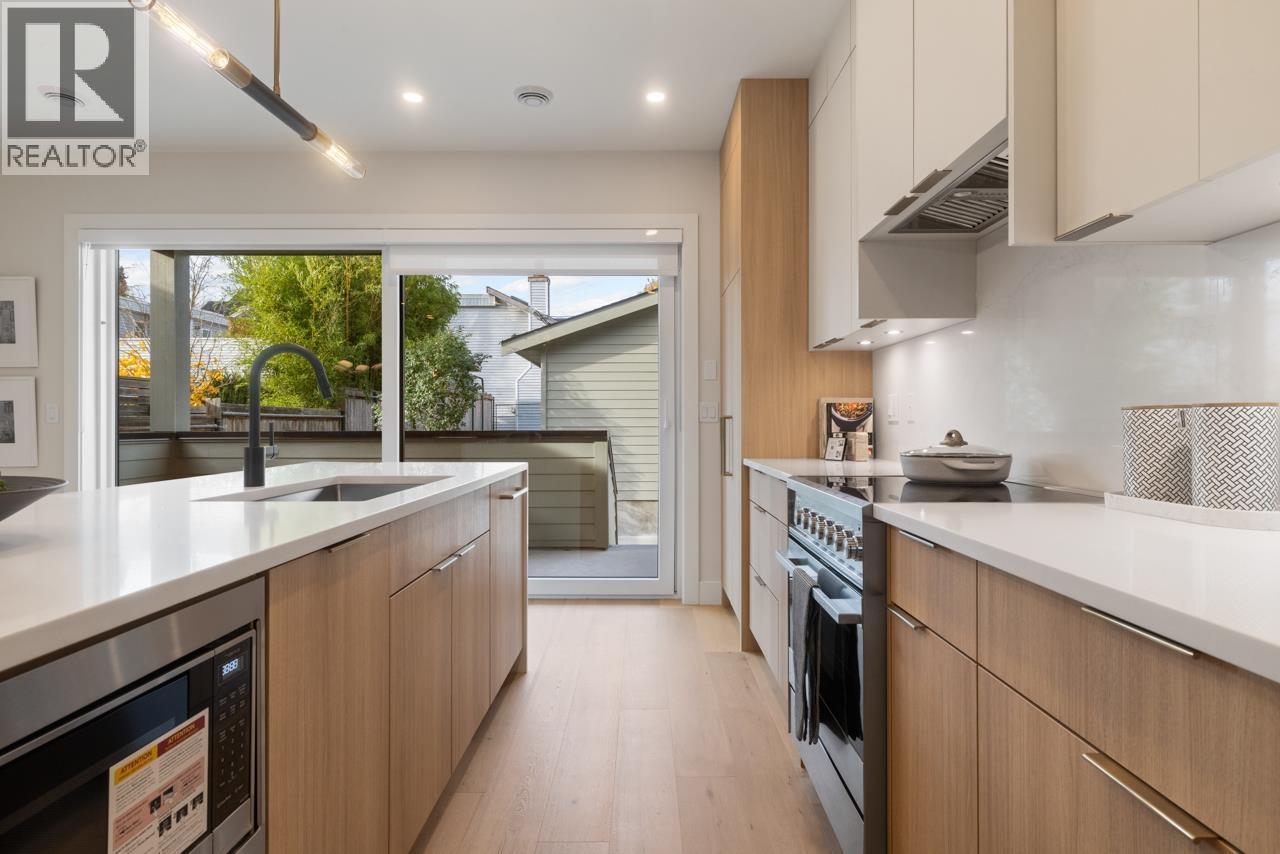 1937 Templeton Drive, Vancouver, British Columbia  V5N 4V9 - Photo 7 - R3082296