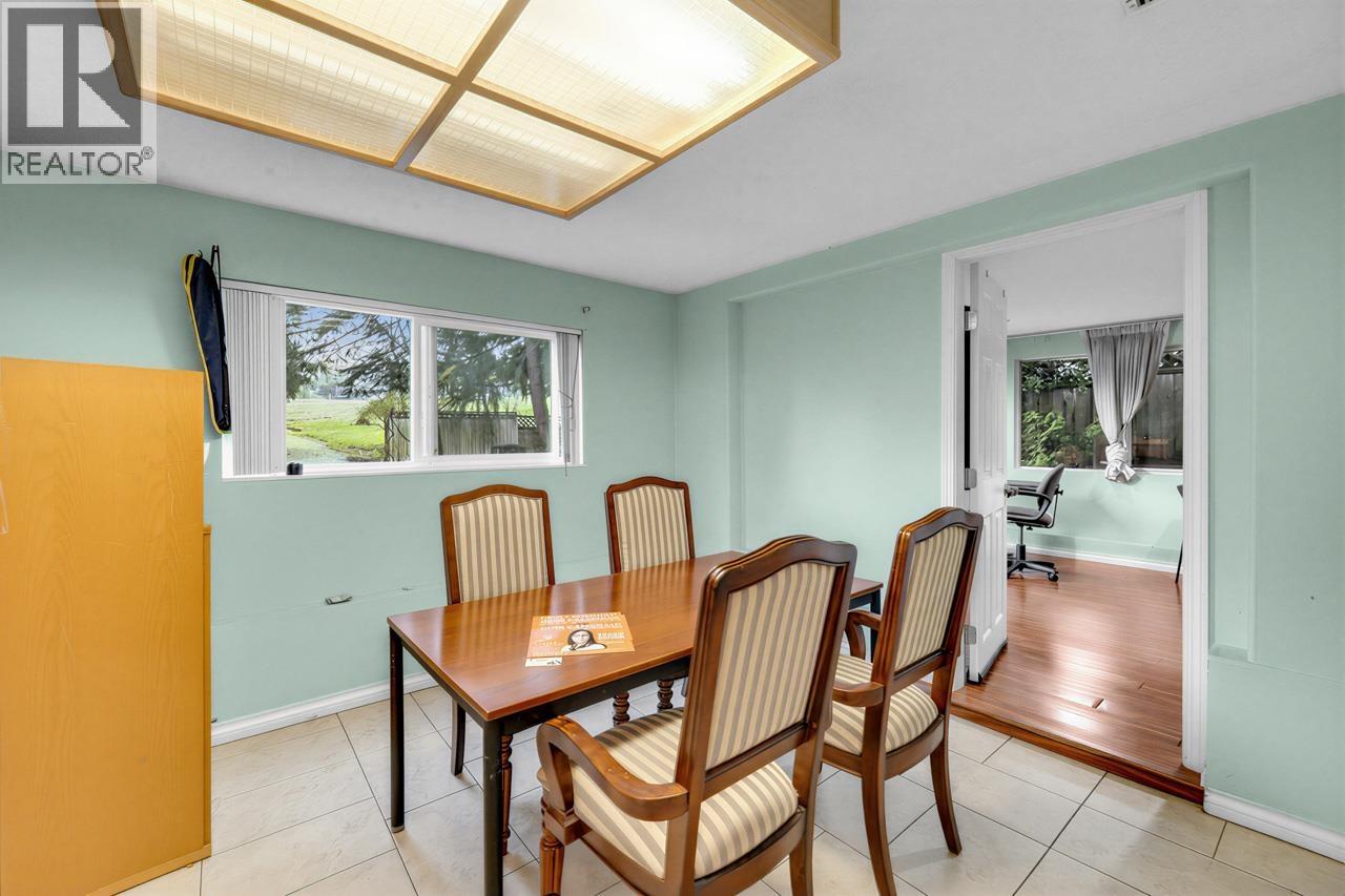 7674 Burris Street, Burnaby, British Columbia  V5E 1Z3 - Photo 5 - R3082307