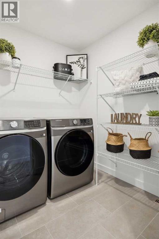 213 Southbow Drive, Cochrane, Alberta  T4C 3J3 - Photo 38 - A2273092