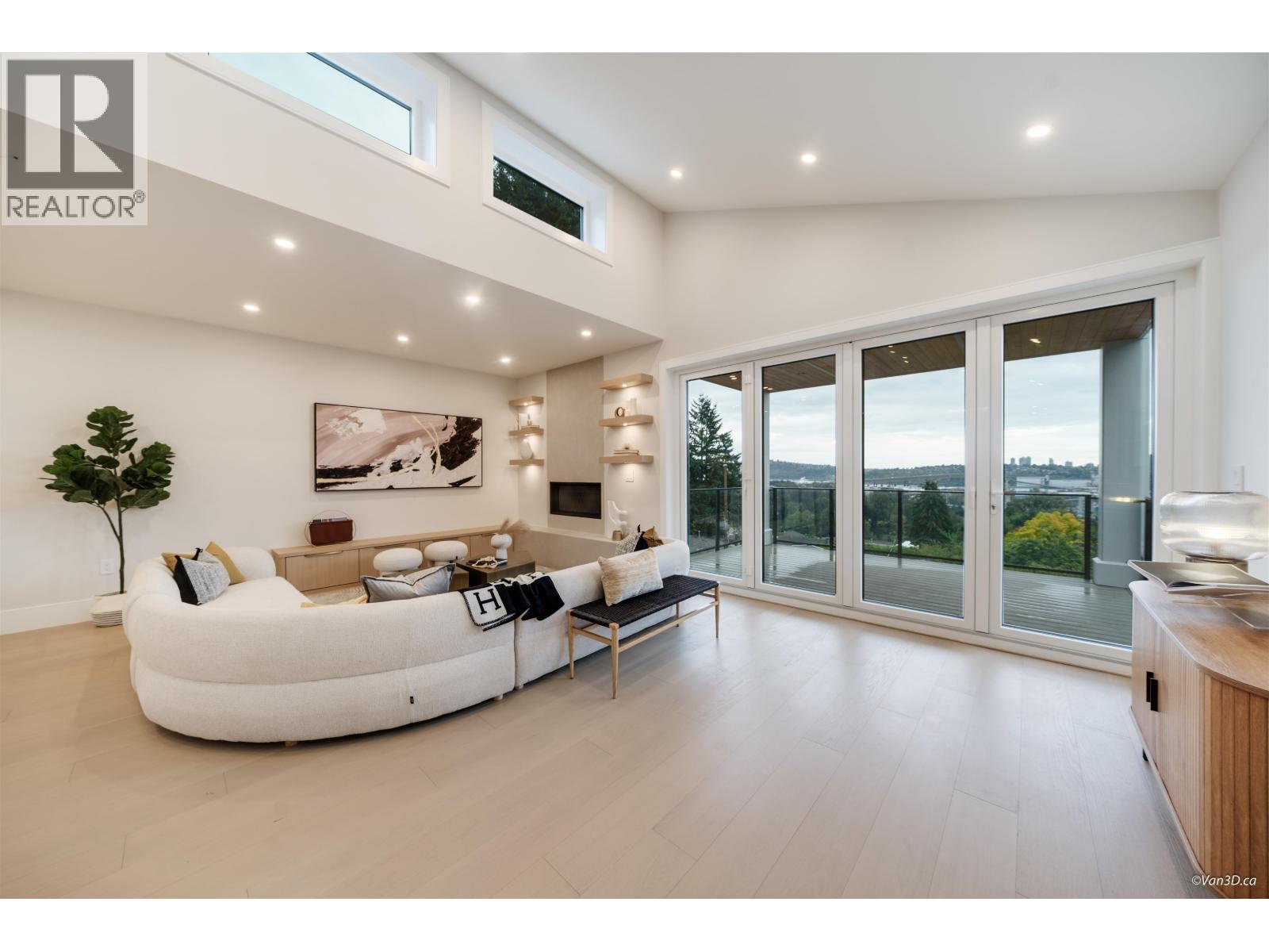 971 Adderley Street, North Vancouver, British Columbia  V7L 1T2 - Photo 14 - R3082291