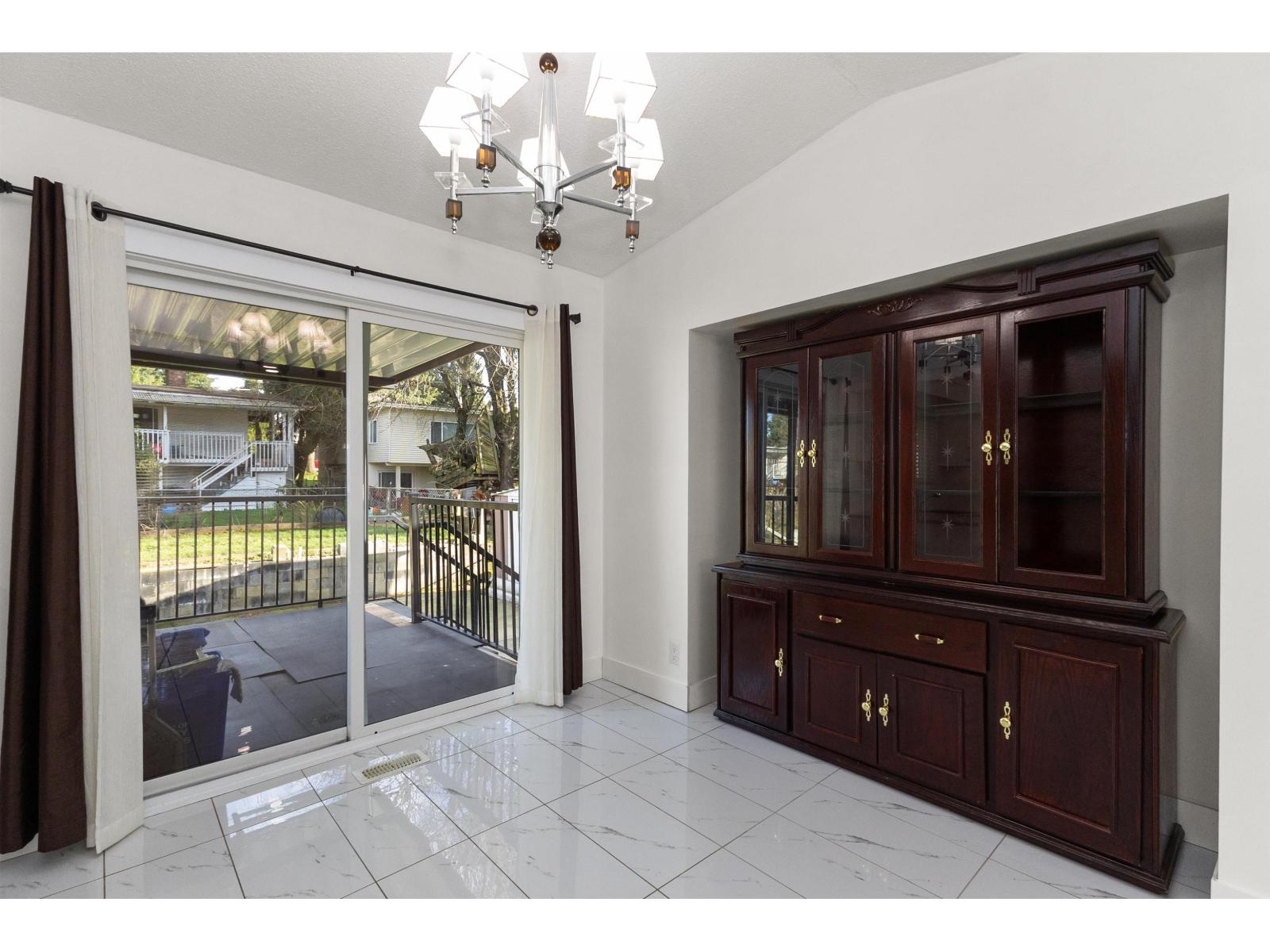 2098 Beaver Street, Abbotsford, British Columbia  V2T 3C6 - Photo 12 - R3081839