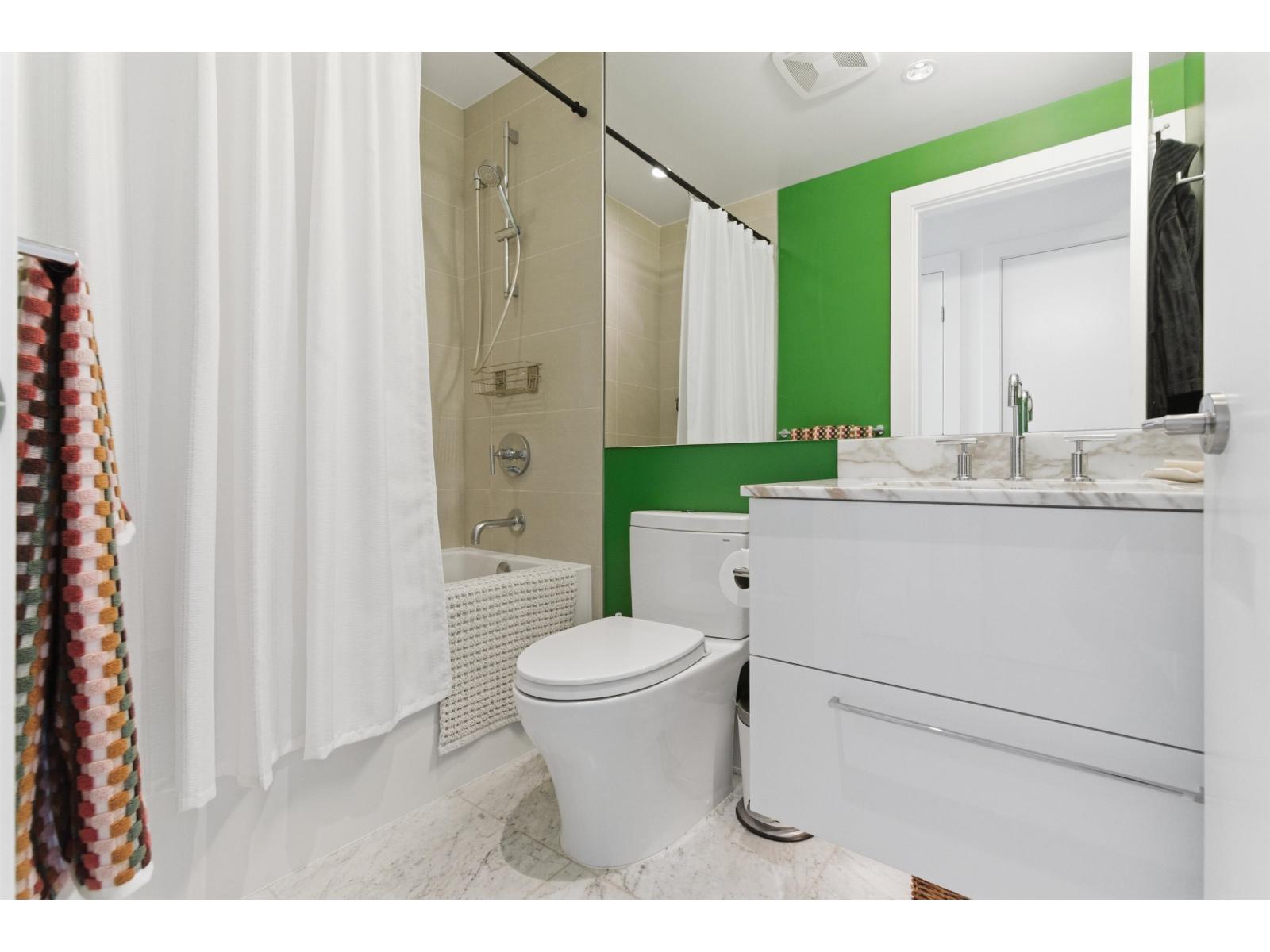 2001 1501 Foster Street, White Rock, British Columbia  V4B 0C3 - Photo 24 - R3081846