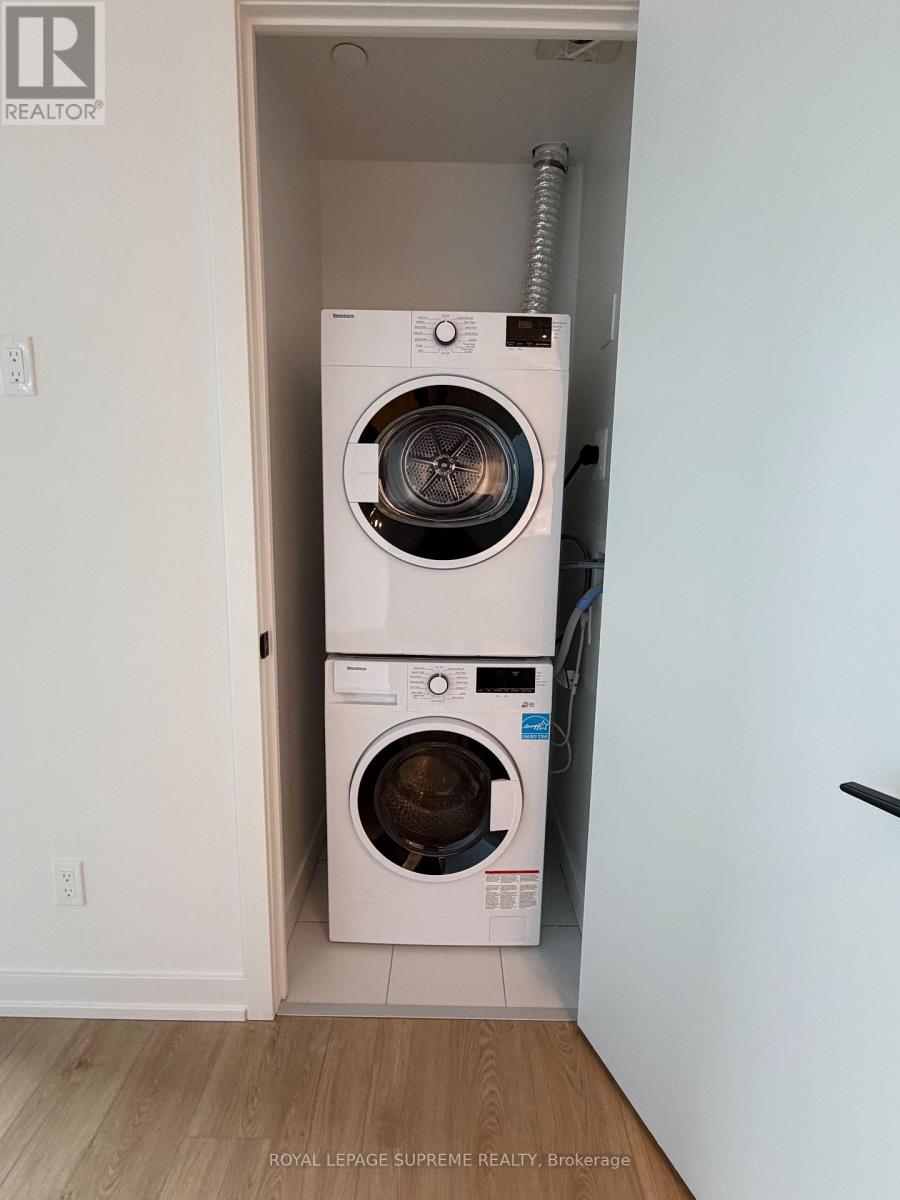 1504 - 35 Parliament Street, Toronto, Ontario  M6P 2T3 - Photo 6 - C12721812