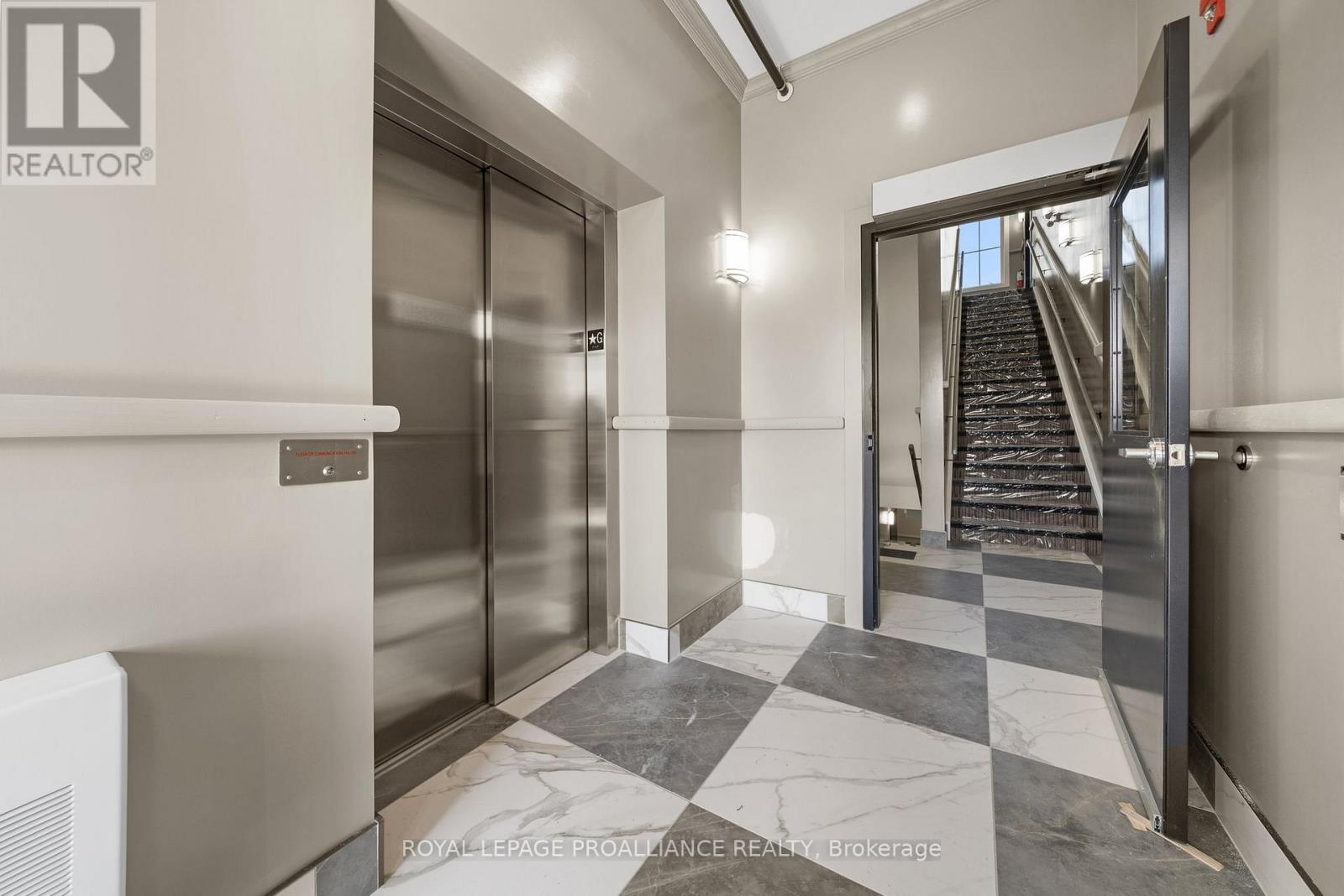 301 - 941 Charles Wilson Parkway, Cobourg, Ontario  K9A 0L2 - Photo 19 - X12378404