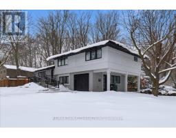 162 GREENBROOK DRIVE, Kitchener, Ontario
