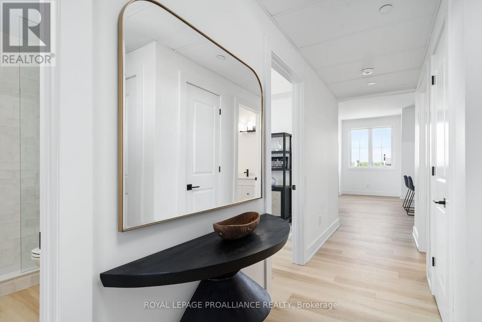 301 - 941 Charles Wilson Parkway, Cobourg, Ontario  K9A 0L2 - Photo 16 - X12378404