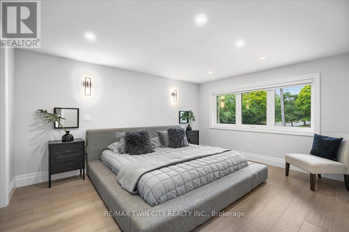 162 Greenbrook Drive, Kitchener, Ontario  N2M 4J7 - Photo 14 - X12716354