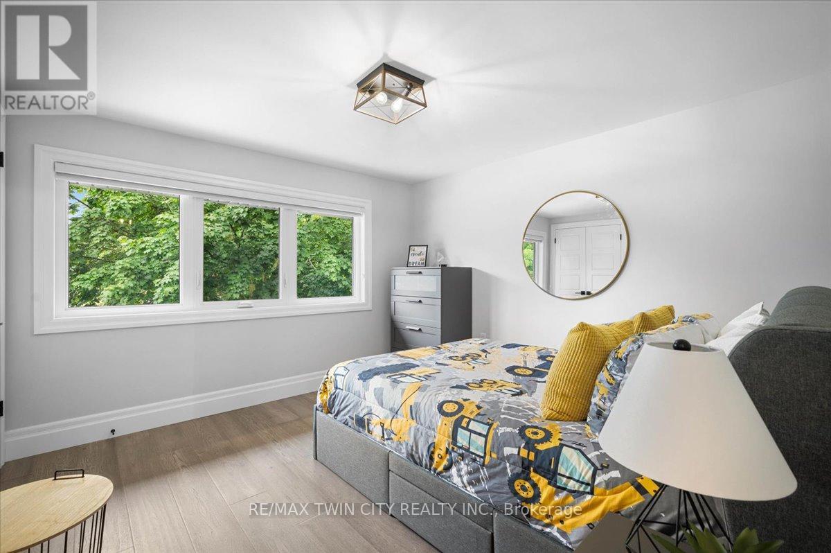 162 Greenbrook Drive, Kitchener, Ontario  N2M 4J7 - Photo 23 - X12716354