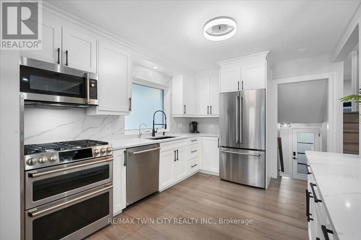 162 Greenbrook Drive, Kitchener, Ontario  N2M 4J7 - Photo 4 - X12716354