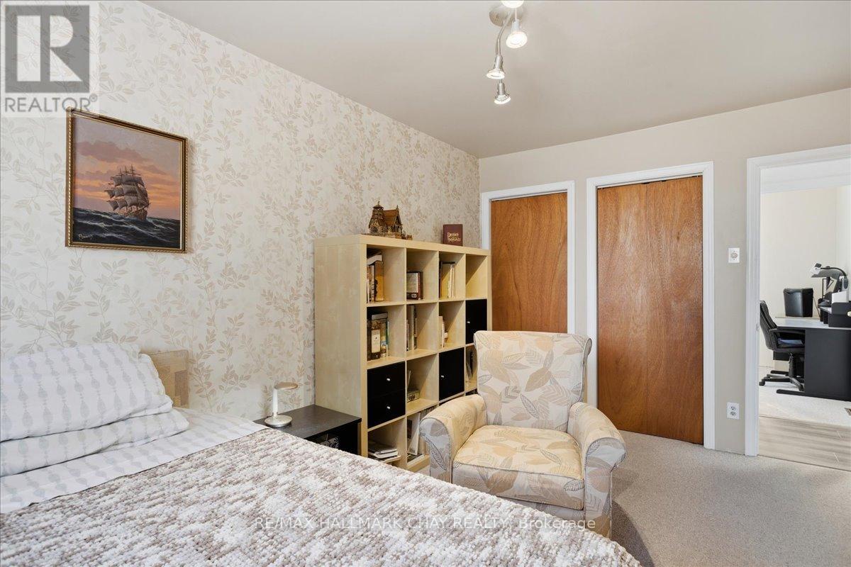 734 Roberts Road, Innisfil, Ontario  L9S 2E4 - Photo 22 - N12721780