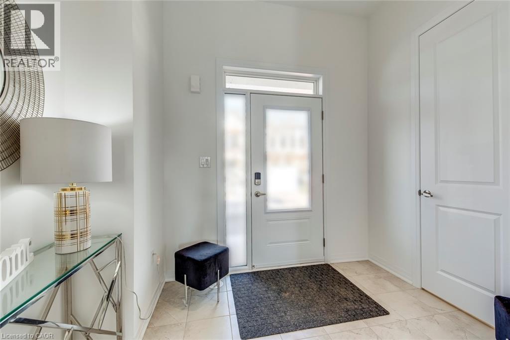 3262 Crystal Drive, Oakville, Ontario  L6M 4K1 - Photo 3 - 40800279