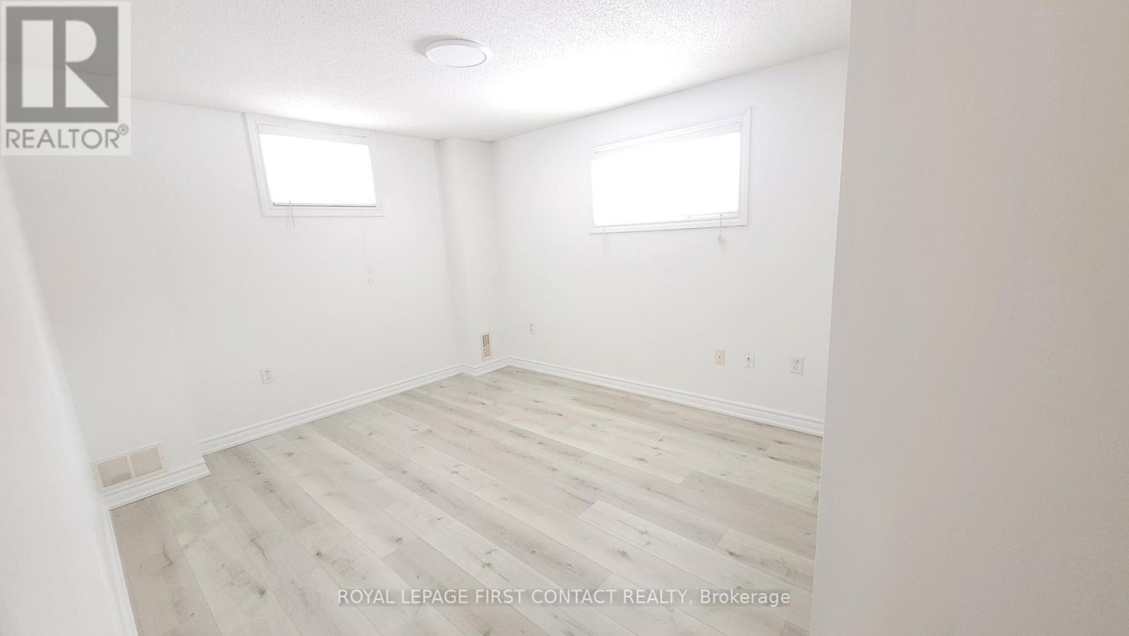 82 Shalom Way, Barrie, Ontario  L4N 5Y4 - Photo 19 - S12721794