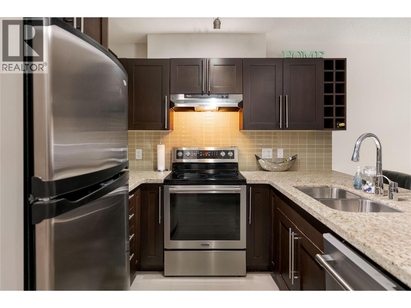 1083 Sunset Drive Unit# 312, Kelowna, British Columbia  V1Y 9Z1 - Photo 4 - 10366320