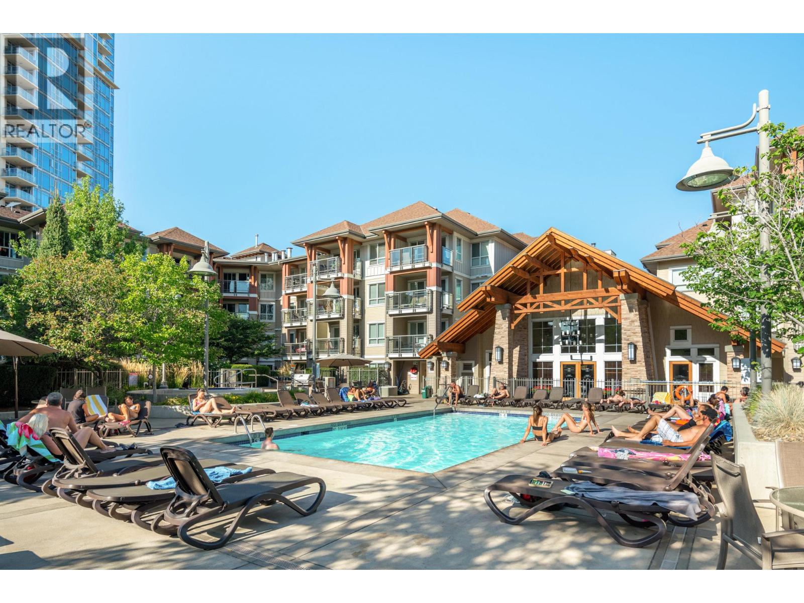 1083 Sunset Drive Unit# 312, Kelowna, British Columbia