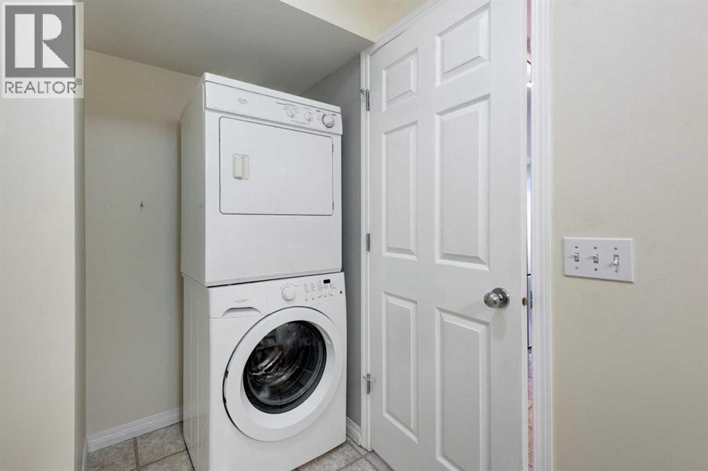 168 Simcoe Place Sw, Calgary, Alberta  T3H 4T7 - Photo 19 - A2277946