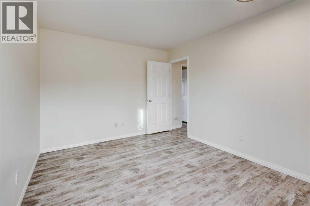 168 Simcoe Place Sw, Calgary, Alberta  T3H 4T7 - Photo 33 - A2277946