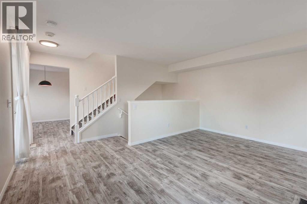 168 Simcoe Place Sw, Calgary, Alberta  T3H 4T7 - Photo 7 - A2277946