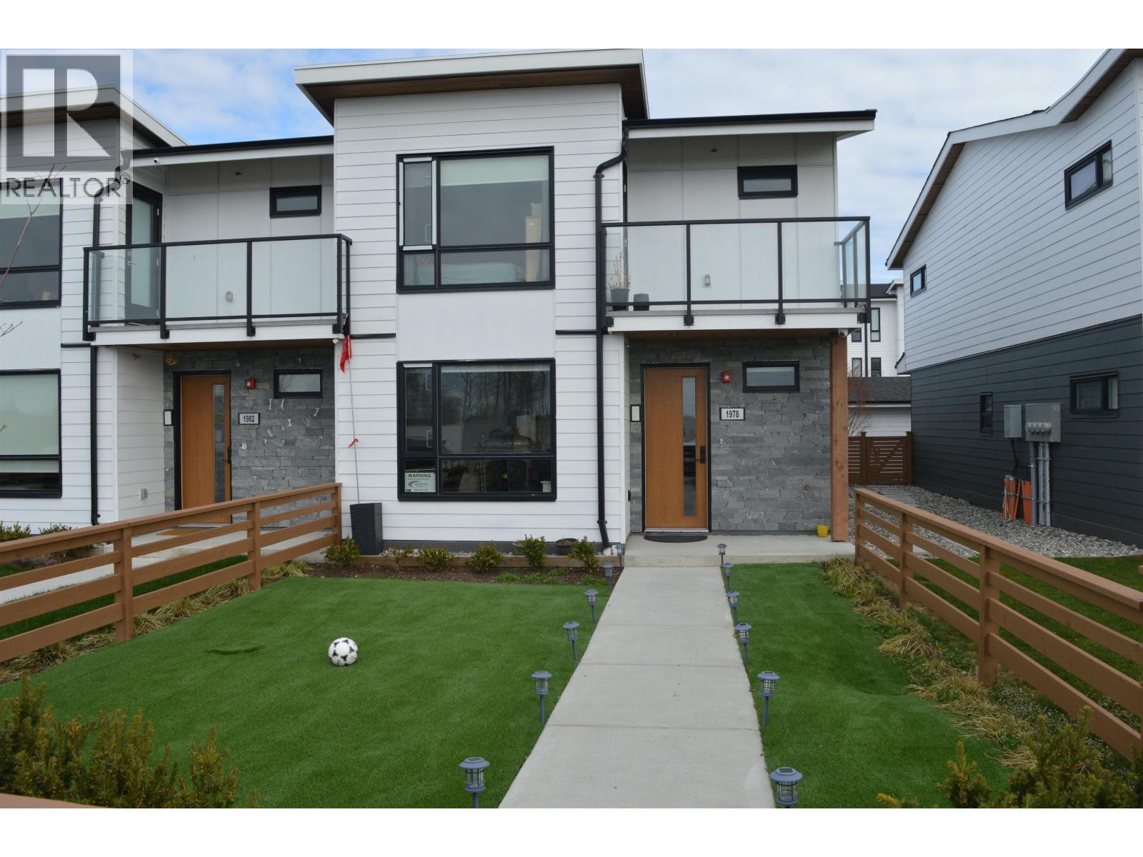 1978 Osprey Drive, Tsawwassen, British Columbia  V4M 0E8 - Photo 2 - R3082196