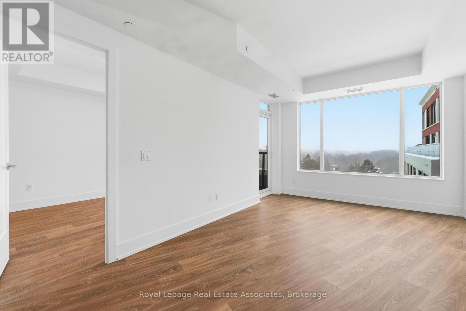 630 - 259 The Kingsway, Toronto, Ontario  M9A 0G2 - Photo 6 - W12721776