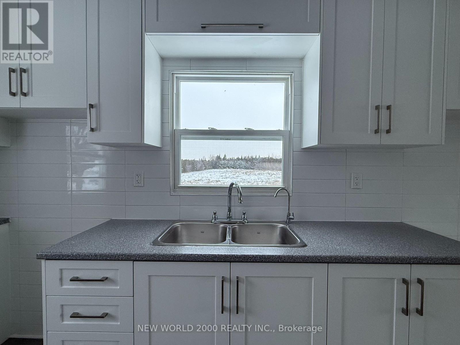 18902 Hurontario Street, Caledon, Ontario  L7K 1W6 - Photo 13 - W12721790