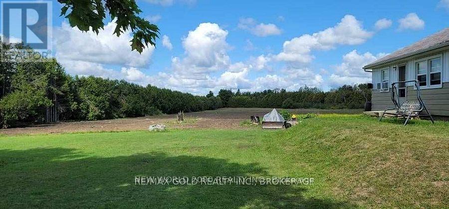 18902 Hurontario Street, Caledon, Ontario  L7K 1W6 - Photo 16 - W12721790