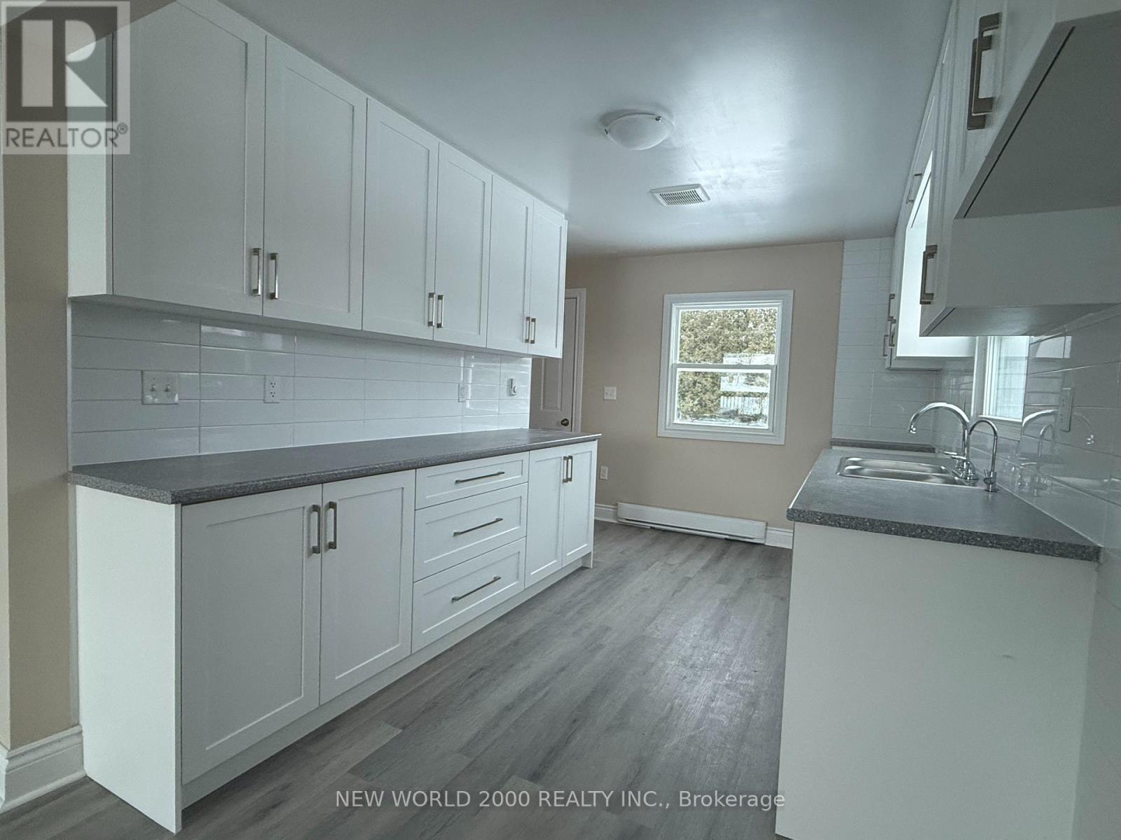 18902 Hurontario Street, Caledon, Ontario  L7K 1W6 - Photo 4 - W12721790