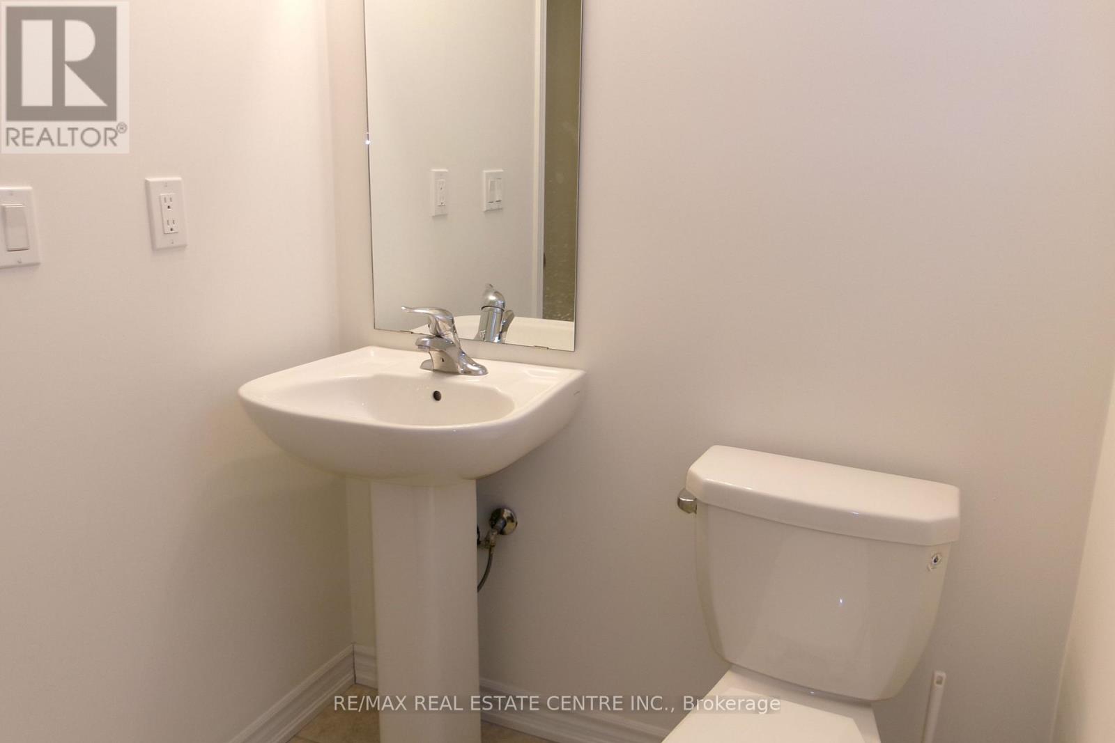 # 2 - 68 First Street, Orangeville, Ontario  L9W 2E4 - Photo 10 - W12721824